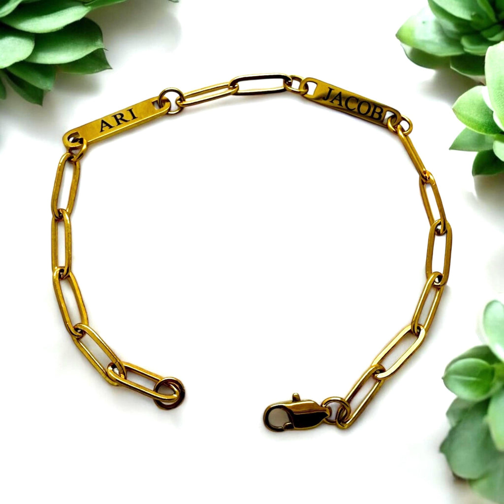 Hebrew and English name bar bracelet engraved on 18k gold plated stainless steel paperclip chain