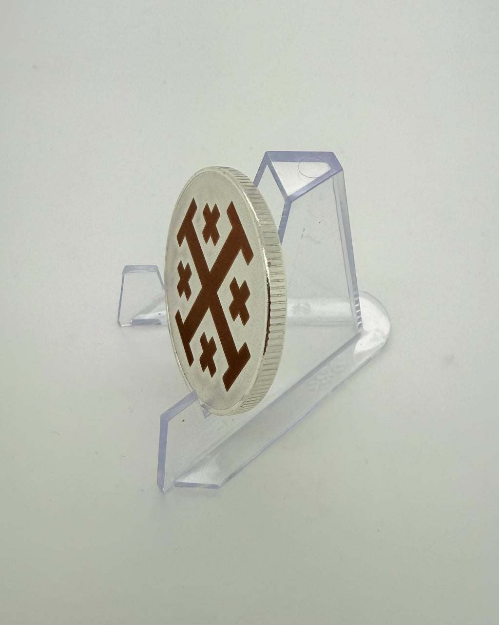 The Jerusalem cross engraved challenge coin made from brass or alloy comes with display stand